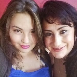 Meet your Posher, Esperanza